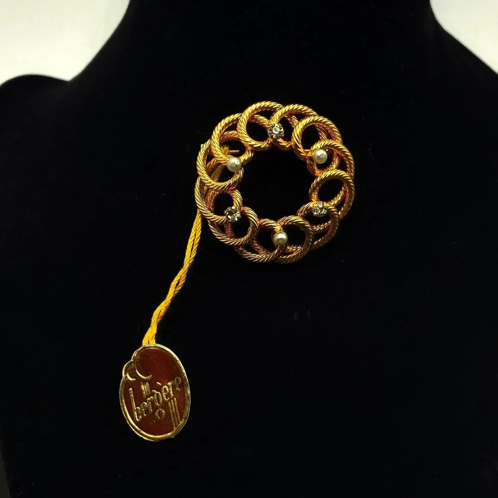 Begere Circle Brooch Infinity Faux Pearl Rhinestone Gold Tone‎ Round Dome Pin